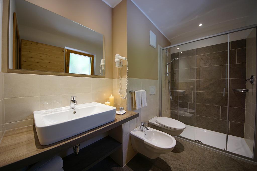 Garni Tofana Hotel กอร์วารา อิน บาเดีย ภายนอก รูปภาพ